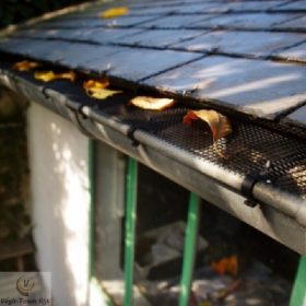 Ereszvédő háló 6m x 17cm